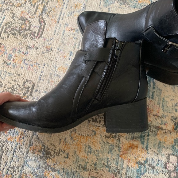 MIA Black Booties - Picture 4 of 8